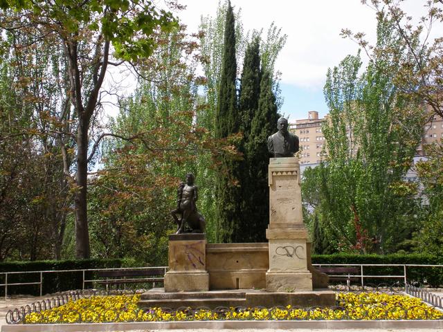 Monumento al Doctor Félix Cerrada